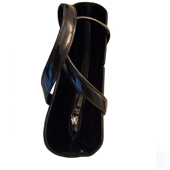EUC | HTF DKNY Vintage "City" Black Patent Leather Purse | Size: 8¾" x 10¼" x 3" - Picture 3 of 14